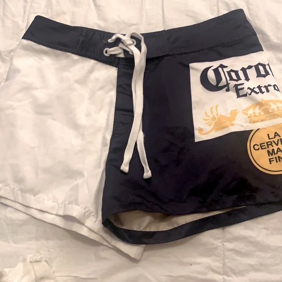 Corona shorts - Picture 1 of 5